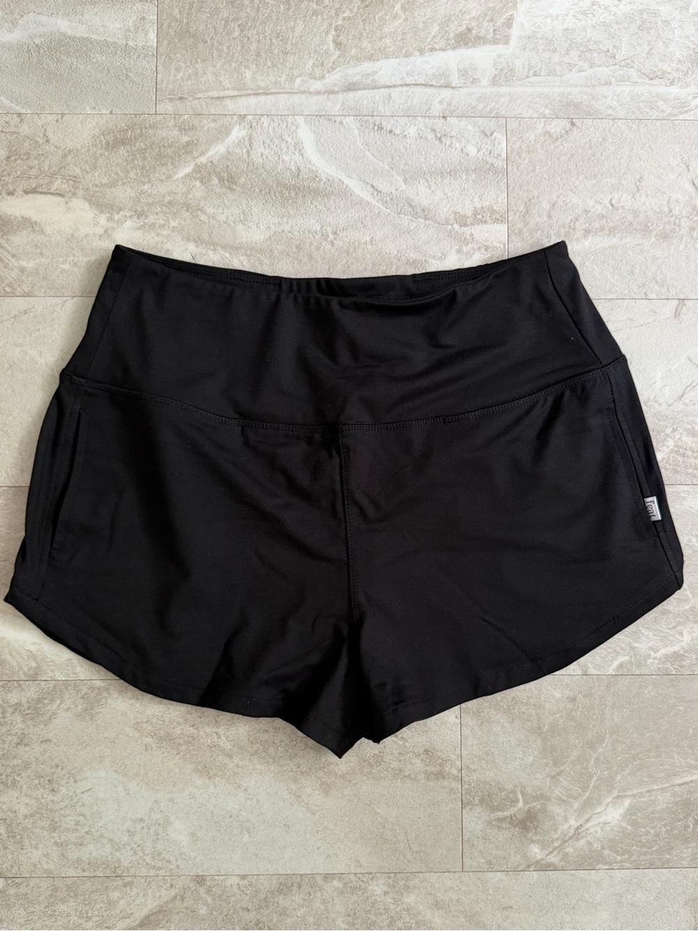 FEAT FlowTech Roam Short Black Size Small